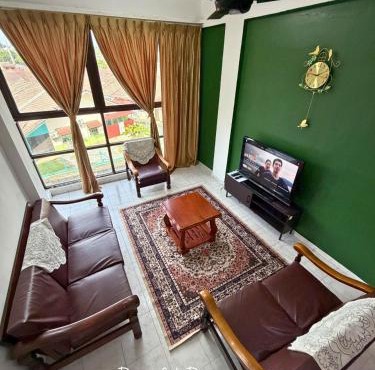 Peaceful Pines 4 ROOMS FULL AC by EZYHOME MELAKA