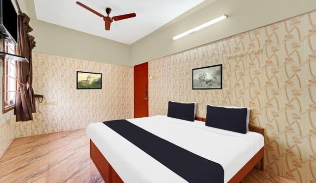 Peralam Rooms