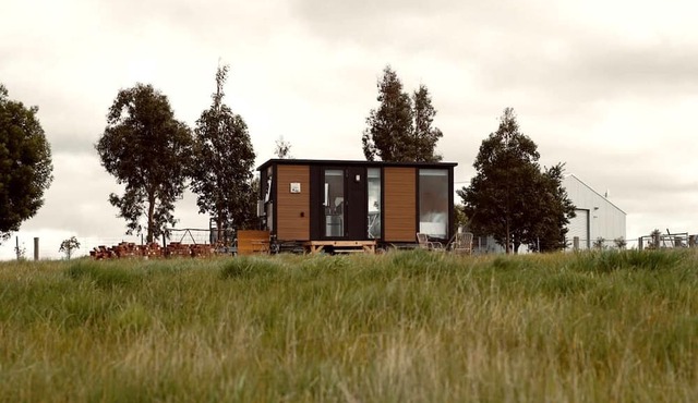 Pet Friendly Tiny Home for a Glamping Getaway outside Melbourne in Clunes