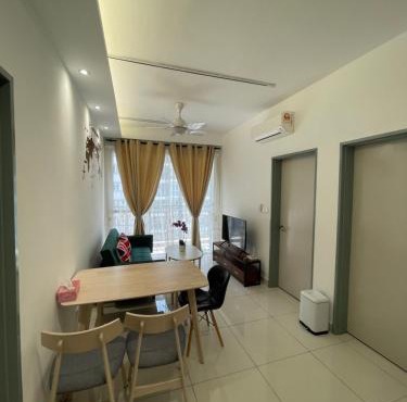 Pinnacle Sri Petaling- 10 mins to Stadium and Pavillion 2