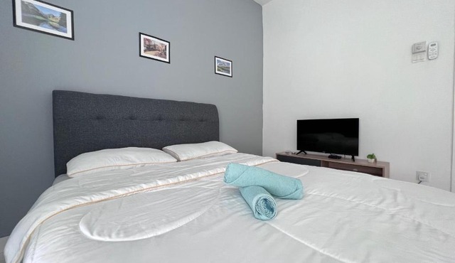 Pinss Space 30 Guest House