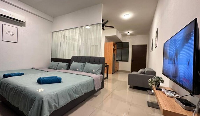 Plazio 1 Bedroom & Studio