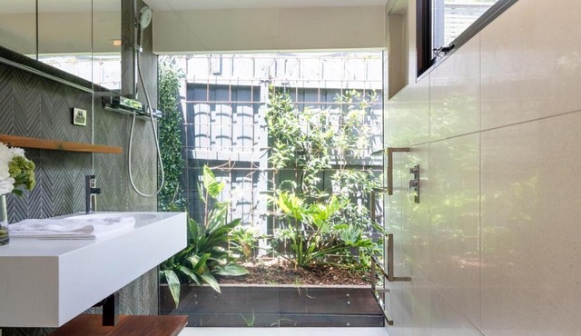 Prahran Timeless & Modern Haven - Central Location in Melbourne