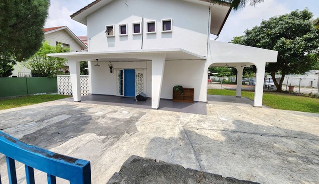 Premium PJ SS14 Bungalow House/18Pax/SS2/Plaza33/UM/中文房东 Petaling Jaya