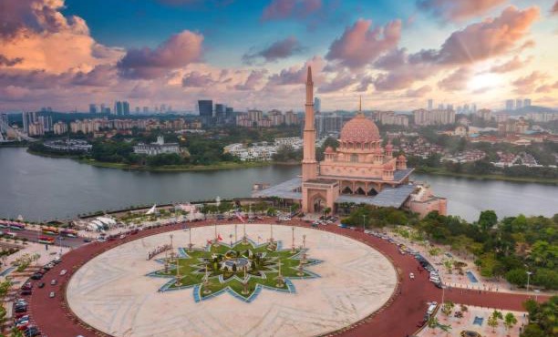 Putrajaya Dwiputra Residences, Fully Air-Con 3BR Homestay
