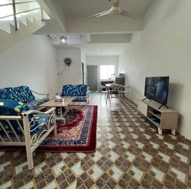 Qaseh homestay