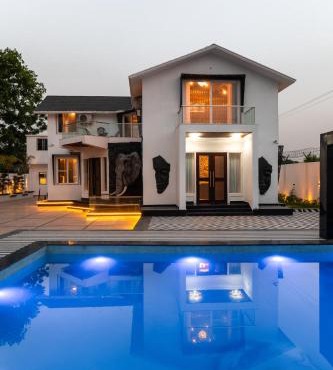 Raj Farms by ELIVAAS 3BHK Villa with Private Swimming Pool, Kids Room and An Outhouse