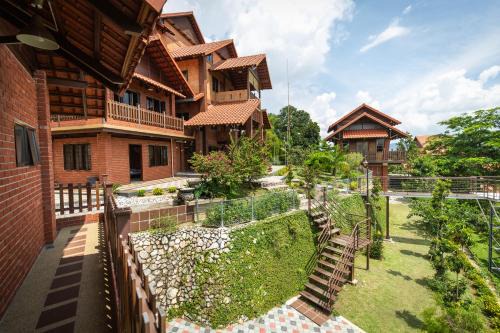 Red House the Garden Stay in Bukit Tinggi by PLAY