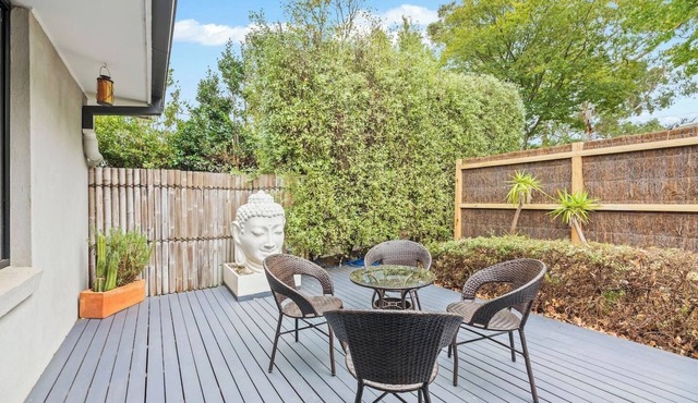 Relax & Unwind | Multiple Retreat | Walk to Shops in Berwick