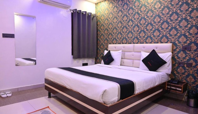 Riddhi Palace