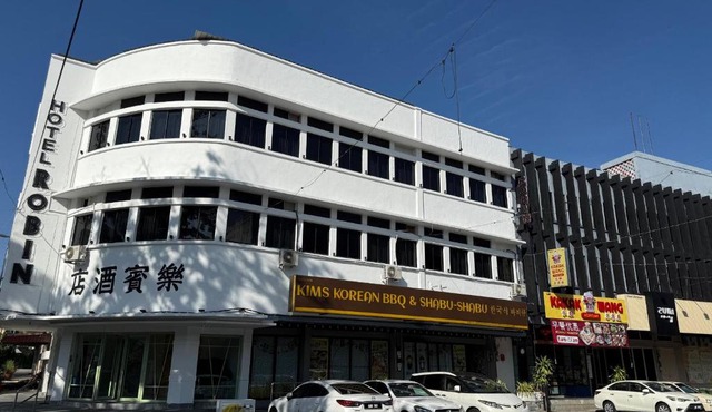 Robin Hotel