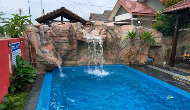 Roemahkoe Holidayhome