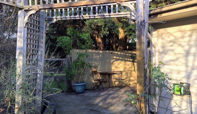 Romantic Lakeside Getaway with Spa - Pet Friendly - 20% OFF in Eildon