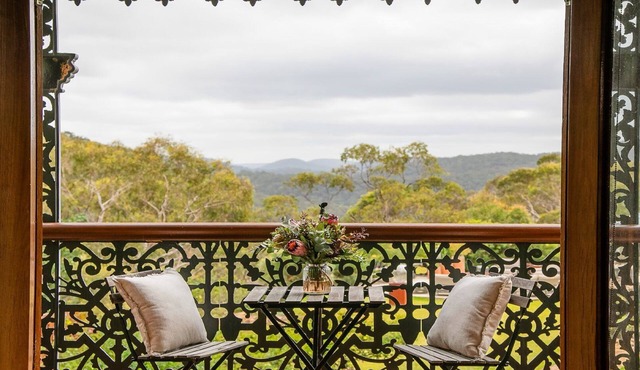 Romantic, Secluded Retreat With Amazing Views