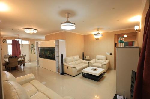 Royal 4BHK Oasis BalconyViews
