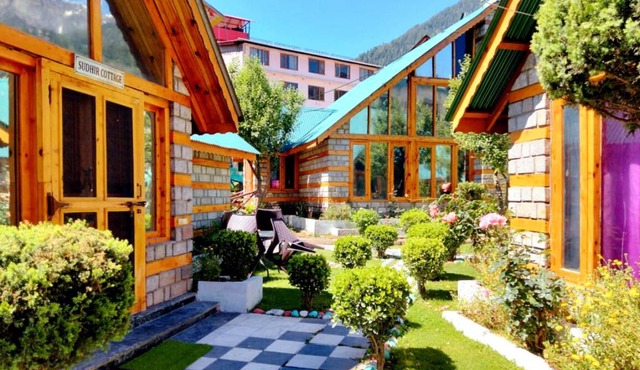 Royal Kalinga Cottages Manali, Affordable Cottage in Manali with Mountain View