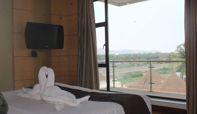 Royal Orchid Central Kireeti