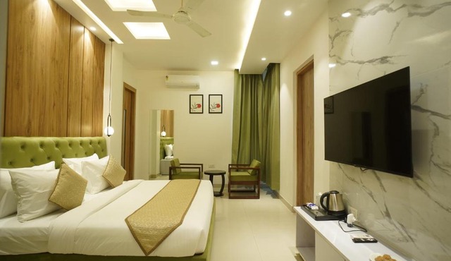 Royal Residence City center