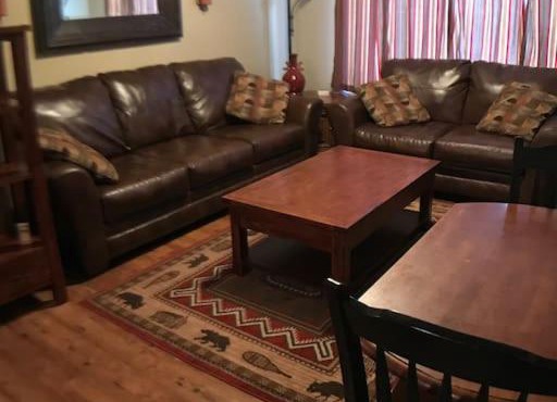 Rustic 2 BR Mountain View-walk to resort in Big Sky