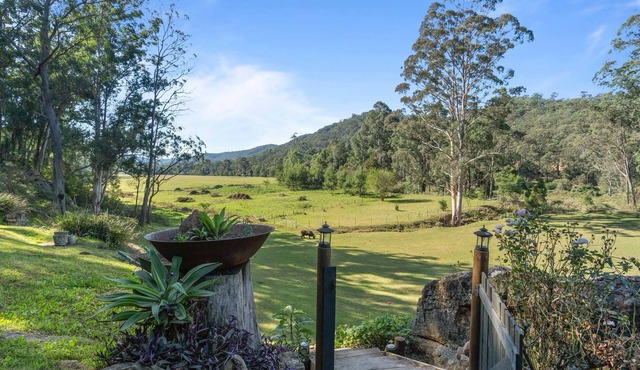 Rustic Charm Meets Natural Beauty in Saint Albans