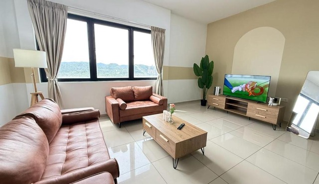 S2 KD 2-12 pax 3 min to giza and sunway medical