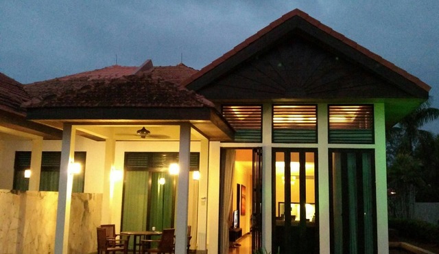 Sabah Beach Villas & Suites