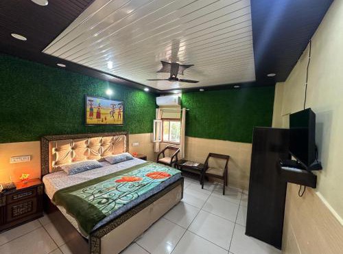 Sadyal Hotel And Restaurant