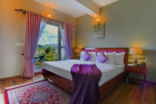 SaffronStays Edelweiss Estate Amore-studio with kitchenette-Nanda Devi & Trishul views-bonfire & candlelight setups