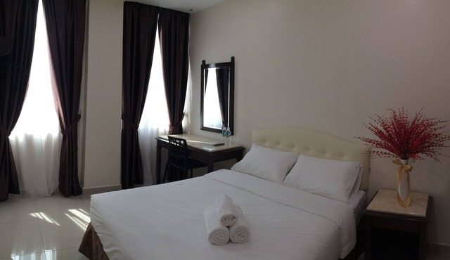 Sam Hotel