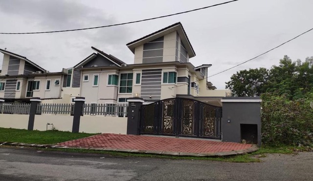 Sample House
