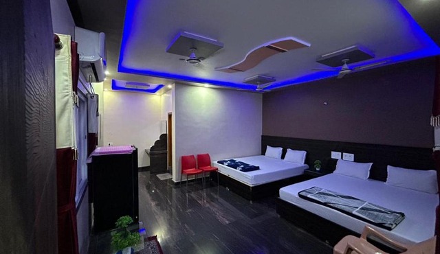 SAMRAT HOME STAY