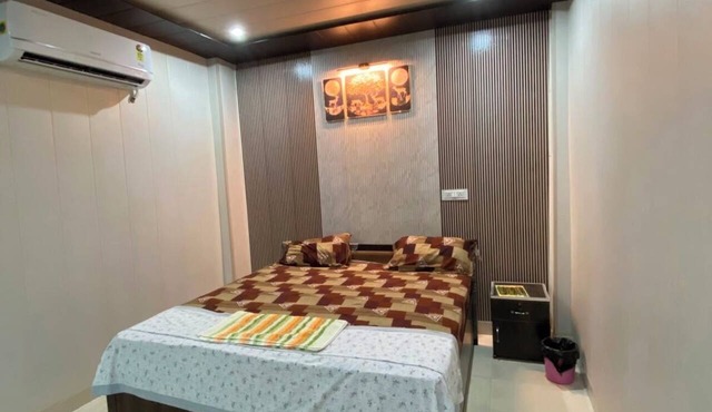 Samrat Hotel
