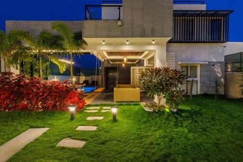 Sapphire Garden Villa 3BHK Pool 1hr Koramangala