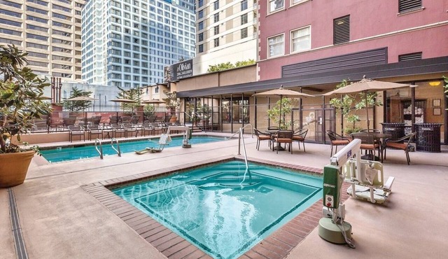 Seattle | Courtyard Calm Stay | Gym + Walkable in Seattle