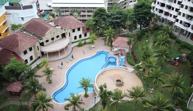 Seaview Condo with Pool