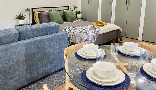 Self-contained Studio in Pimpama - Gold Coast. Close to all major theme parks. in Pimpama