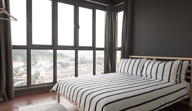 Service Apartment (2BR+2Bath) with Mall