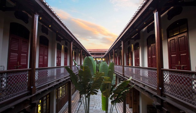 Seven Terraces Hotel