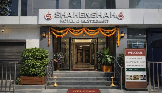 Shahenshah Hotel