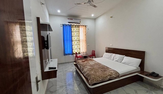Shiva Resort
