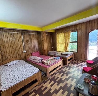 Shivaay Inn
