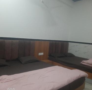 shloka guest house