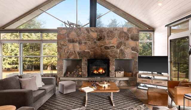 Silvertop Chalet is ideal for large families and groups of friends