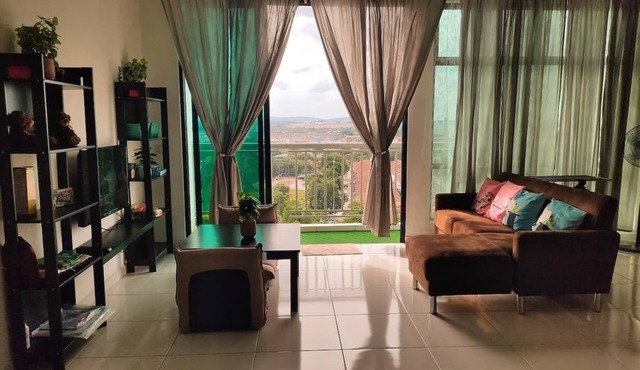 Sky Suite at Bukit Indah 2BDR-7Pax near AEON/Legoland
