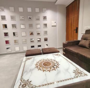 Skyline nest by signature stays