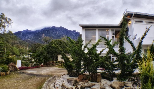 Sling N Stone Vacation Homes, Mt Kinabalu