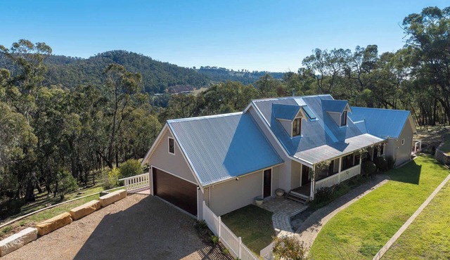 SnowGums - Peaceful Retreat - 4Bed, 3Bath &Firepit