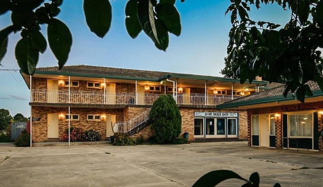 Snowy Mountains Motor Inn
