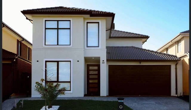 Spacious, Bright Clyde Stay Near Parks & Shop in Clyde