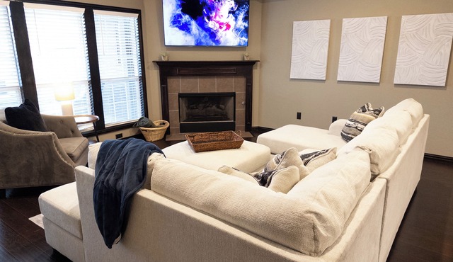 Spacious four-bedroom house in beautiful Broken Arrow. No cleaning fees! in Broken Arrow